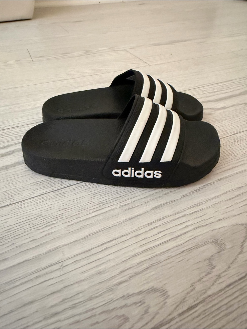 Toddler adidas slides